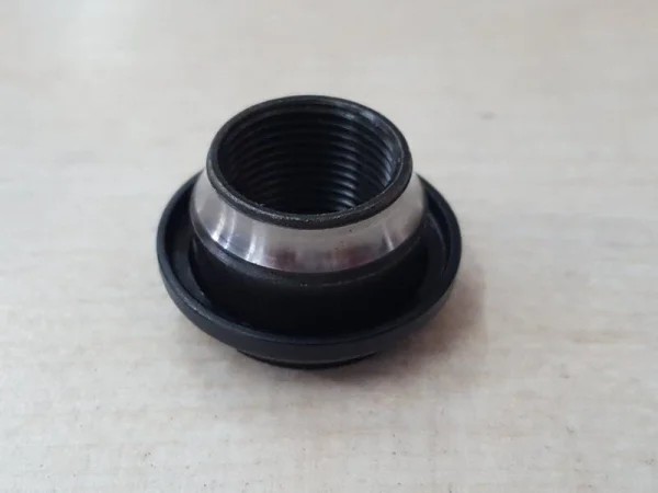 Shimano Konus M14x14.5 Mit Staubkappe F. DH-T708 1